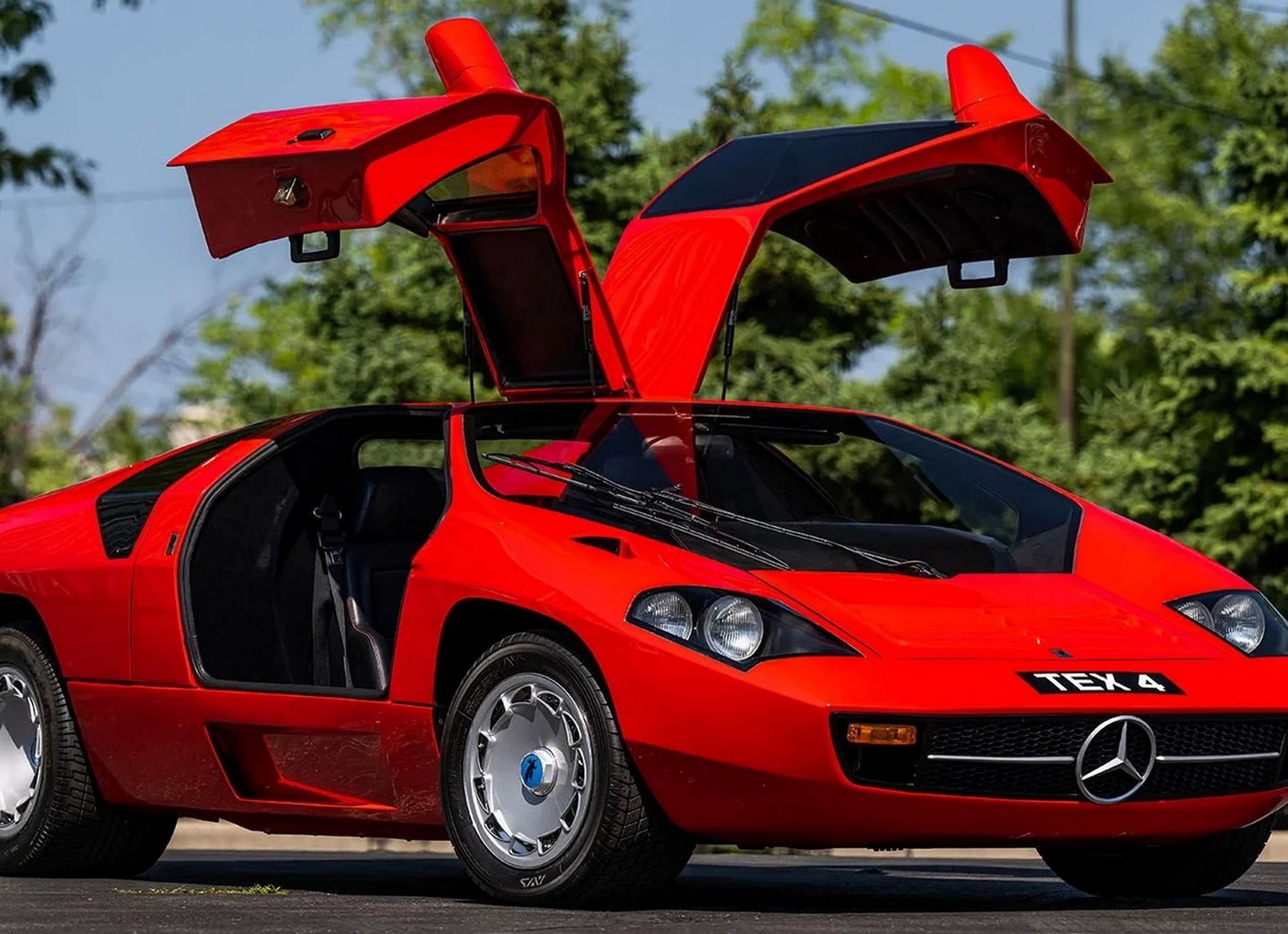 Isdera Imperator 108i 1984-1993 - Mercedes 300SL из параллельной реальности