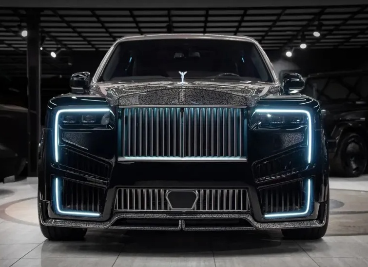 В Москве выставили на продажу Rolls-Royce Phantom 2016 года